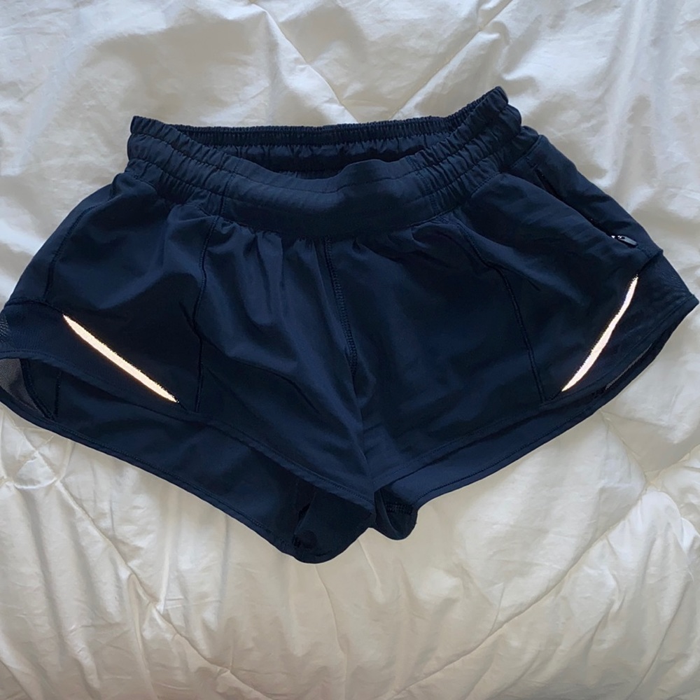 Size 2 Lulu navy blue shorts